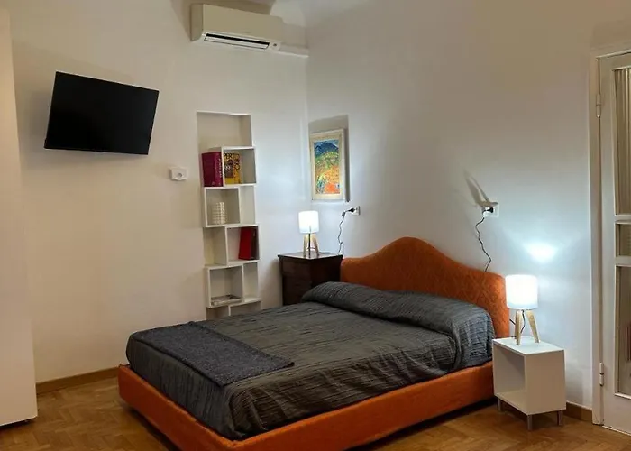 De\' Servi Studio Al Duomo - A Hidden Nest In Downtown Florence